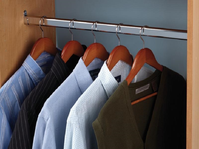 Tubo de closet ovalado cromeado de 8 ft - 801.13.201 - 1546-8