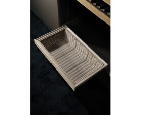 Canasta de rattan para closet color champagne marca Trebol - HEO114 - 5-31/32 x 16-7/8 x 30-3/32 in