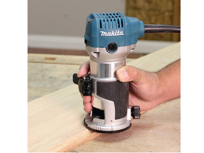 Router Compacto Makita de 1-1/4 HP - RT0701C