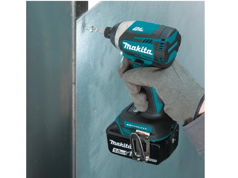 Juego de Destornillador de Impacto de 3 Velocidades Inalámbrico con Modo Quick-Shift™ LXT® Litio-Ion de 18V sin Escobillas (5.0Ah) Makita - XDT14T