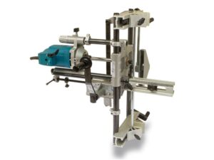 Máquina para hacer rotos para cerraduras de cajuelas Virutex - FC116U