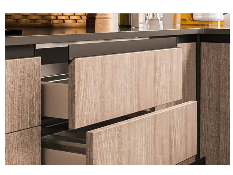 Tirador de perfil Rincomatic Syma32 Inglete 45° de 8.5 ft color Plata Mate (35)